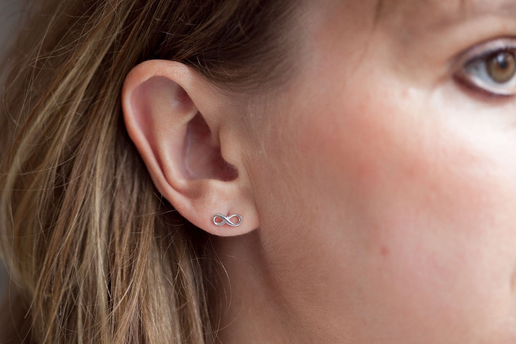 Ohrringe Ohrstecker Infinity Symbol Unendlichkeit Silber | Shop Nory