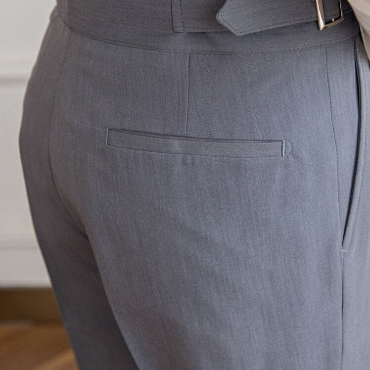 Classic: Stilvolle Hose mit Schnalle