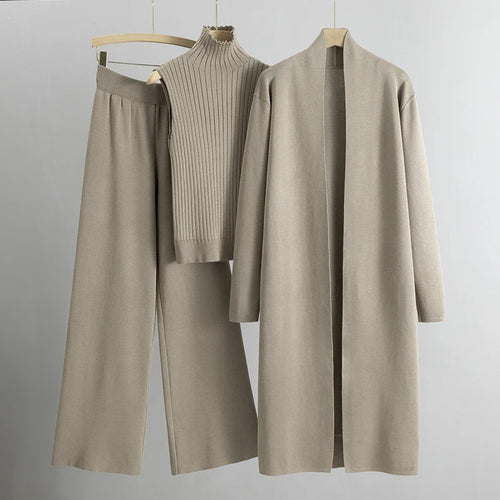 Schickes Damen Satz mit Langem Mantel und Gerader Hose