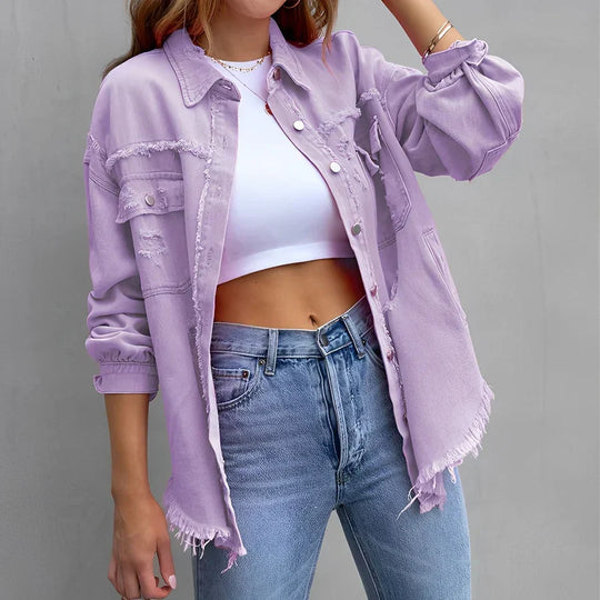 Zerrissenes Denim-Hemd mit Knopfleiste