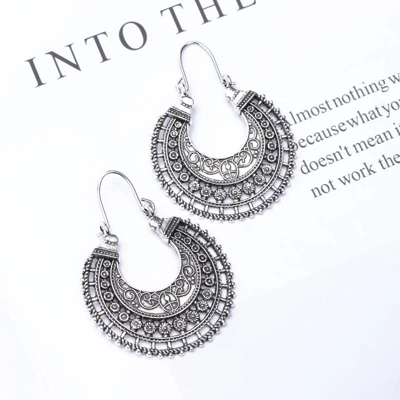 Filigrane tibetische Ohrringe aus 925er Silber | Shop Nory