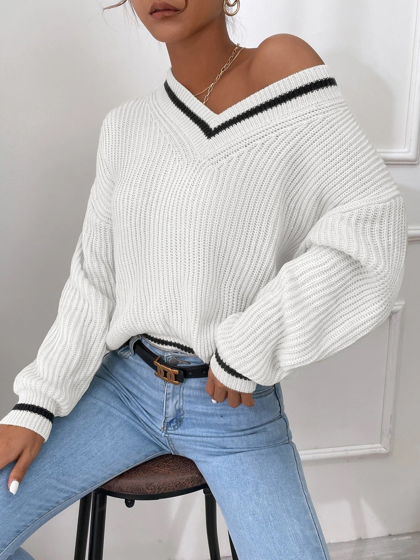 Shopnory | Pullover mit V-Ausschnitt und Patchwork