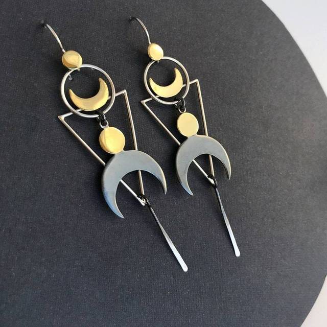 Spiralohr | Geometrisch unregelmäßige Schlangenohrringe | Shop Nory