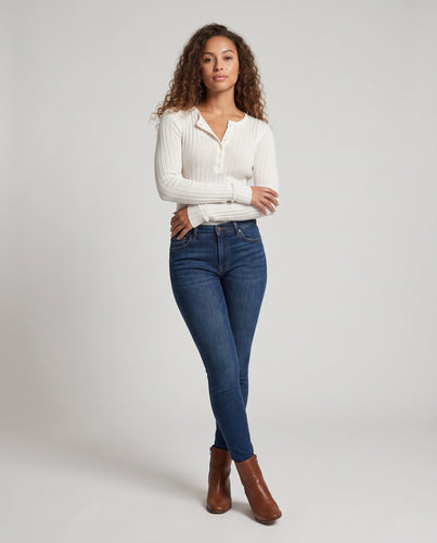 Damen Enganliegendes geripptes Henley-Longsleeve aus Feinstrick Shop Nory