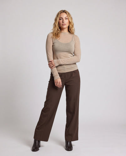 Damen Fein gestricktes Langarmshirt mit Rundhalsausschnitt und schlanker Passform Shop Nory