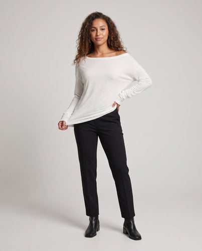 Damen Feines Oversize-Longsleeve mit weitem U-Boot-Ausschnitt und halbtransparenter Jersey-Qualität Shop Nory