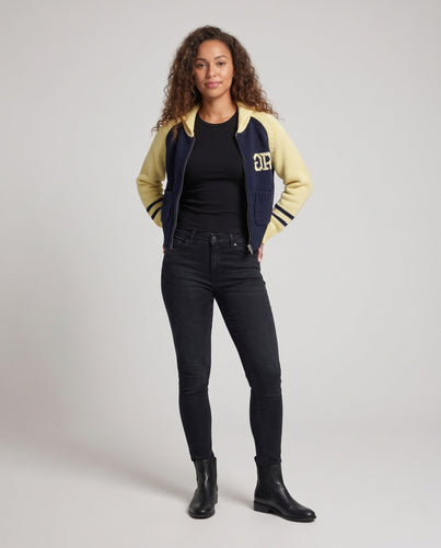 Damen Grobstrick-Kapuzencardigan mit Reißverschluss, aufgesetzten Taschen und Kontrastärmeln Shop Nory