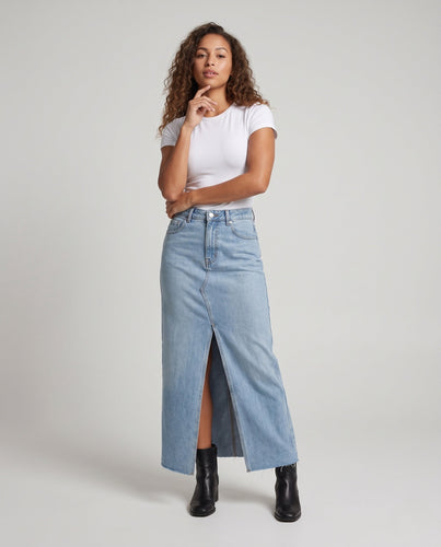 Damen Hochtaillierter Jeans-Maxirock mit vorderem Schlitz und rohem Saum Shop Nory