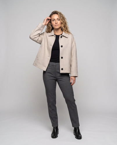 Damen Kurzer kastiger Wollmix‑Mantel mit Hemdkragen und seitlichen Eingrifftaschen Shop Nory