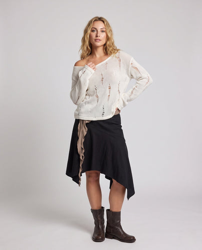 Damen Lässiger Off-Shoulder Feinstrickpullover mit Destroyed‑Optik und weiter Silhouette Shop Nory
