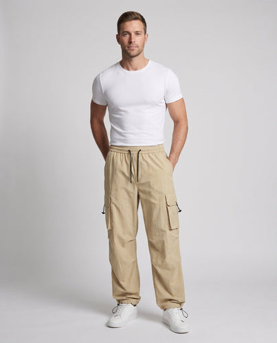 Herren Weite technische Cargo-Hose mit Tunnelzugbund und verstellbaren Beinabschlüssen Shop Nory
