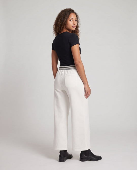 Product 10999799906650 - back_view
