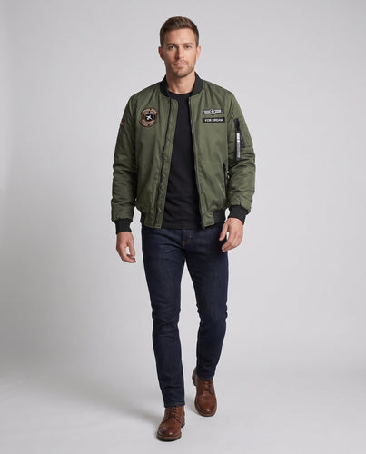 Herren Bomberjacke im Aviator-Style mit Badge‑Patches, Ärmeltasche und wärmender Steppfüllung Shop Nory