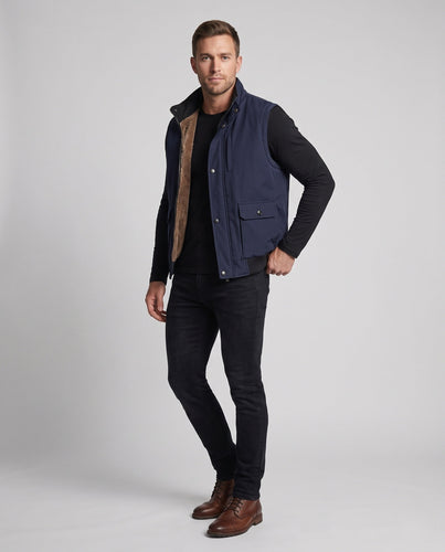 Herren Isolierte Teddyweste im Outdoor-Utility-Stil mit hohem Stehkragen und Klapptaschen Shop Nory