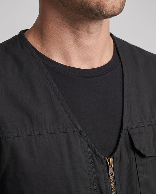 Product 11001921831258 - close_up_detail