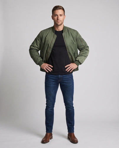 Herren isolierte Piloten‑Bomberjacke mit hoher Daunenfüllung und Ärmel‑Utilitytasche Shop Nory