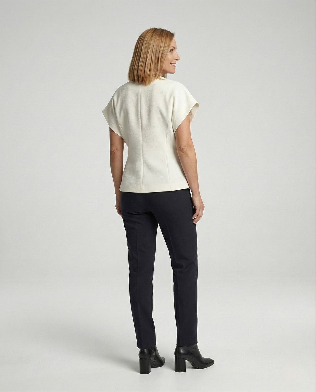 Product 15517947265354 - back_view