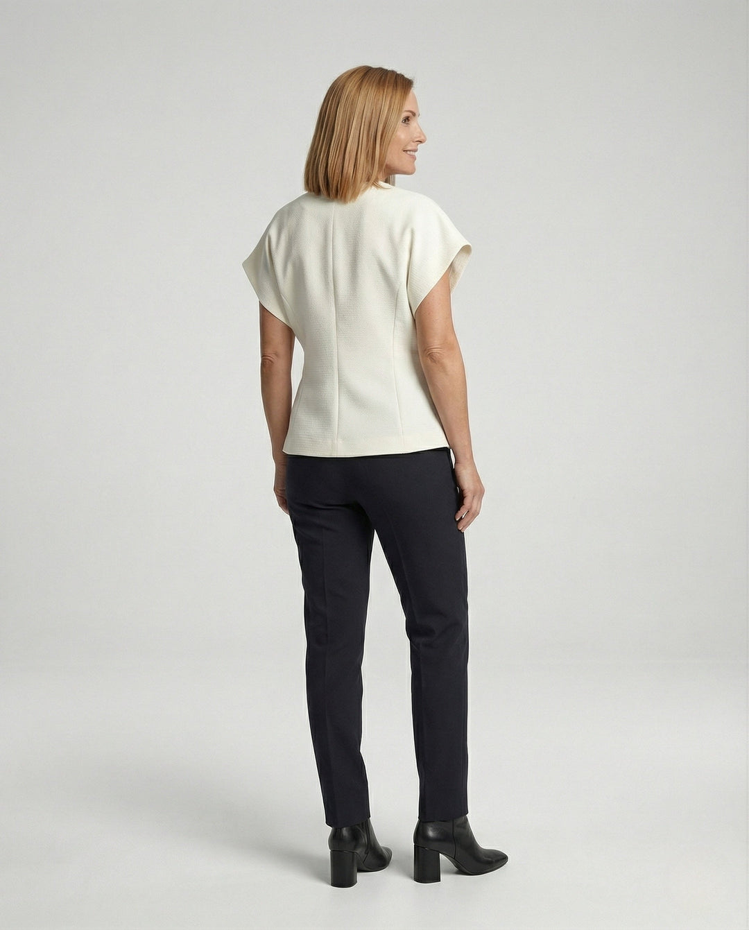 Product 15517947265354 - back_view