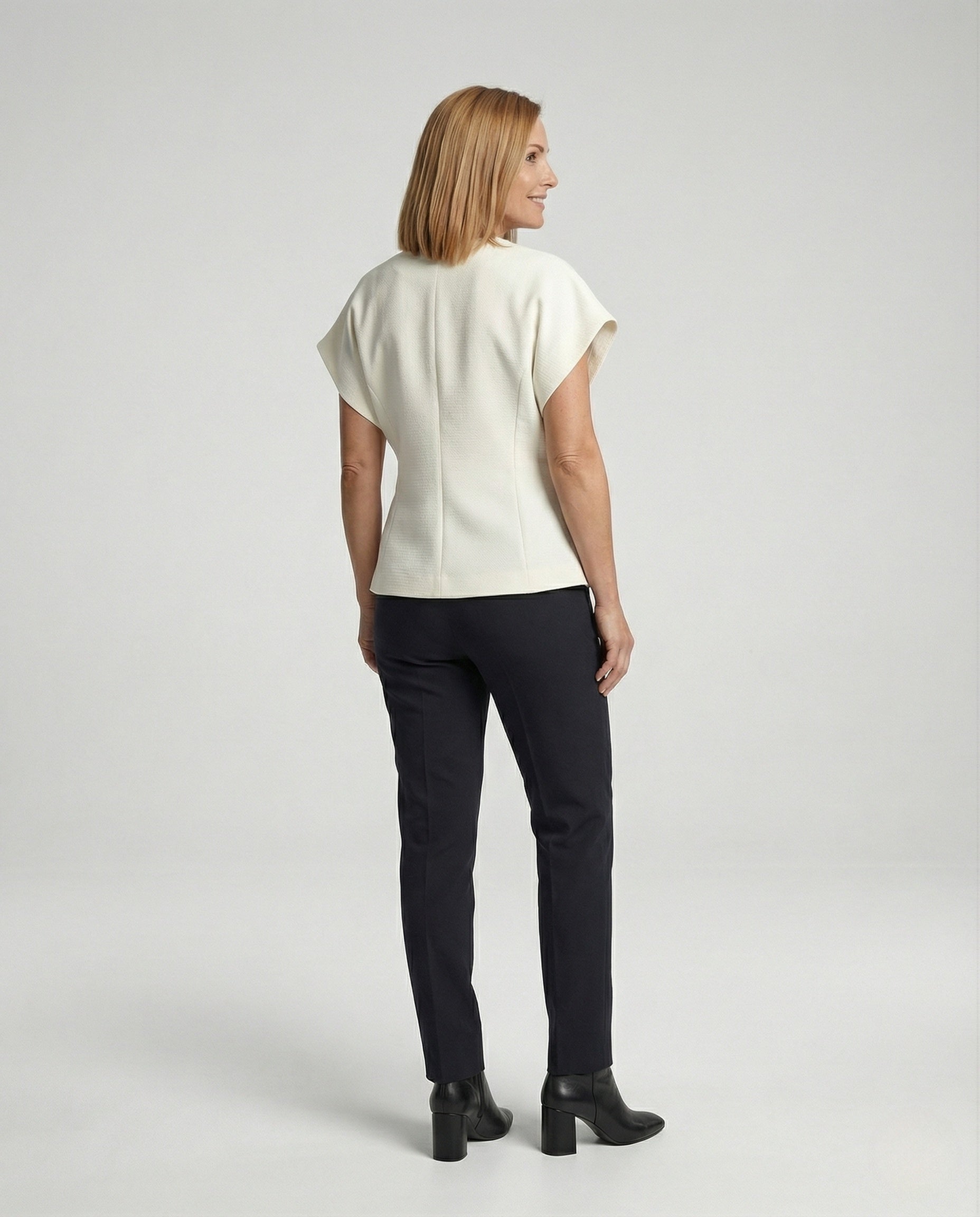 Product 15517947265354 - back_view