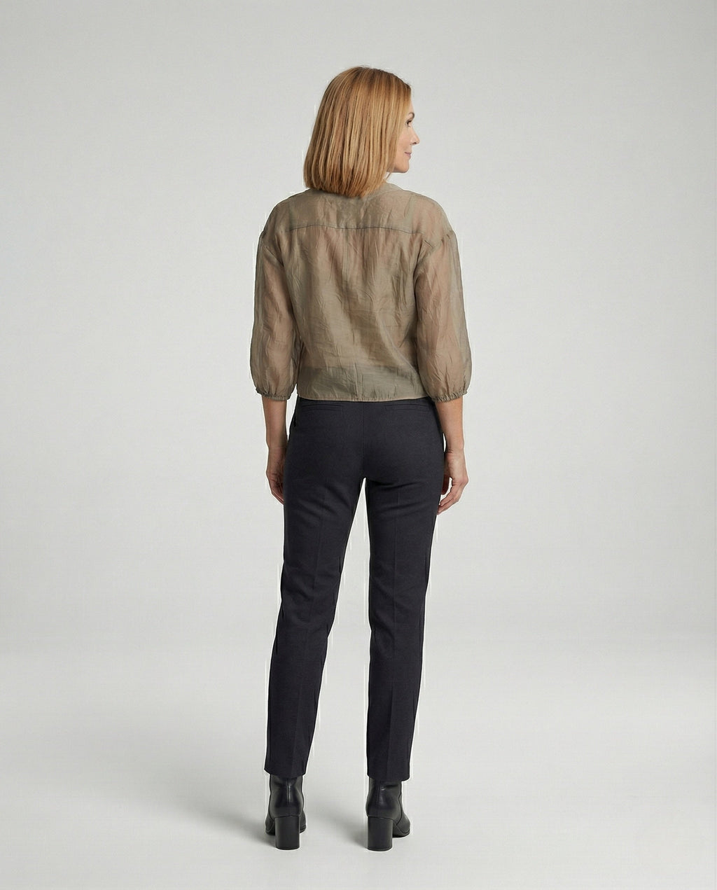 Product 15520724812106 - back_view