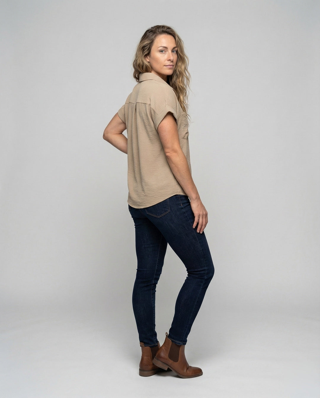 Product 15520734183754 - full_body_front