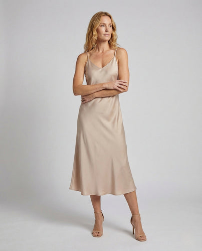 Damen Maxikleid mit Wasserfall Ausschnitt