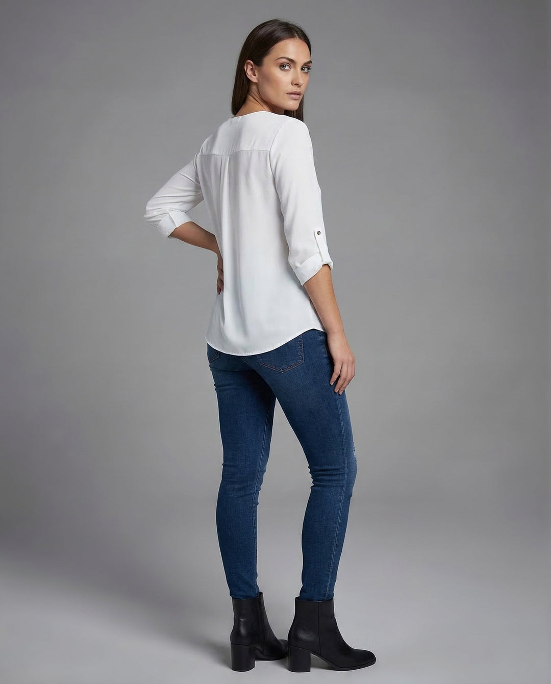 Product 15533343736138 - back_view