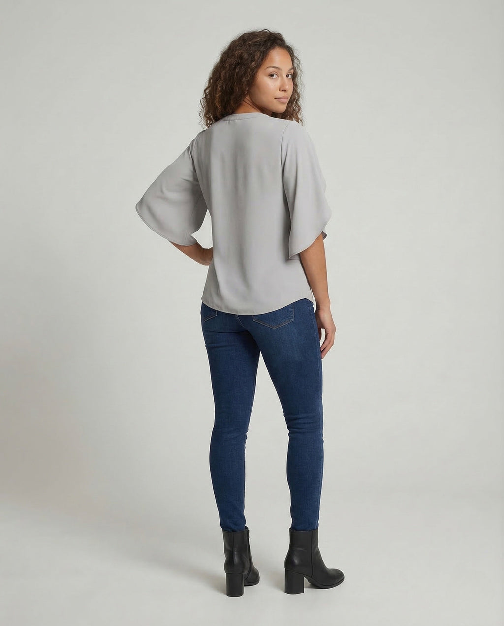 Product 15533362446666 - back_view