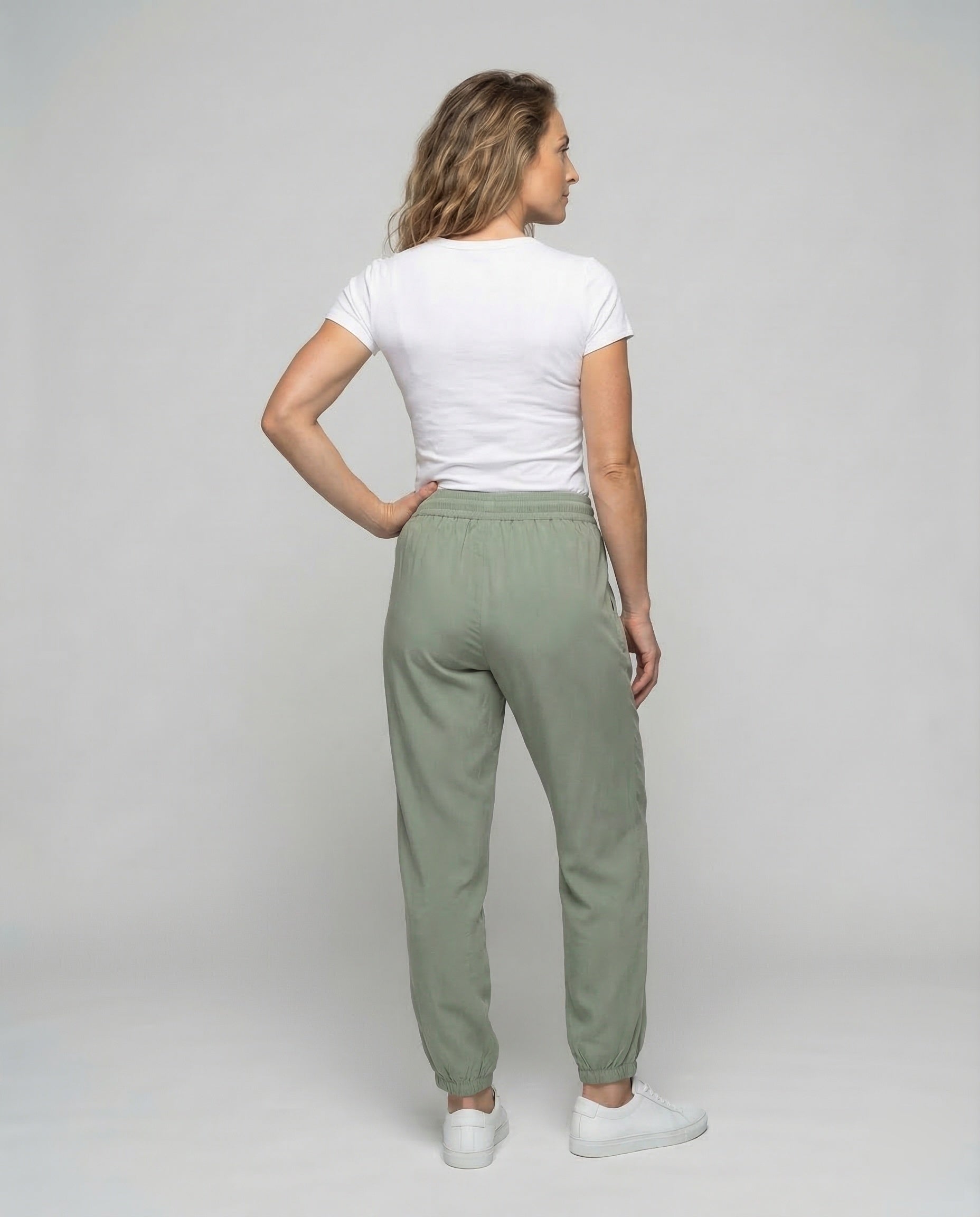 Product 15535324823882 - back_view
