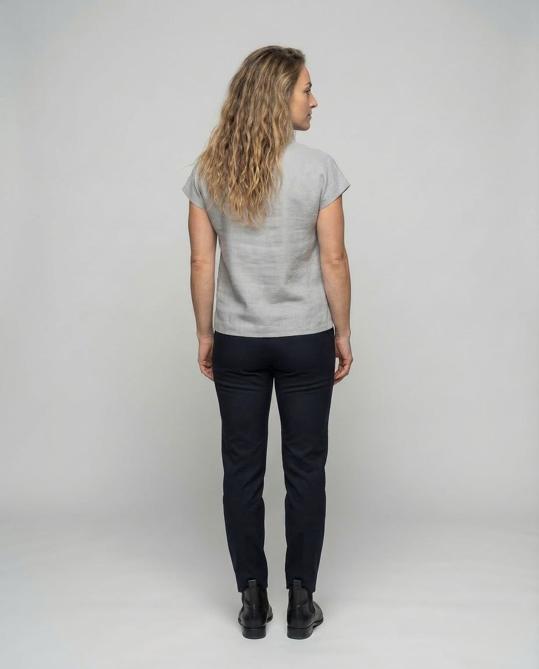 Product 15539115327818 - back_view