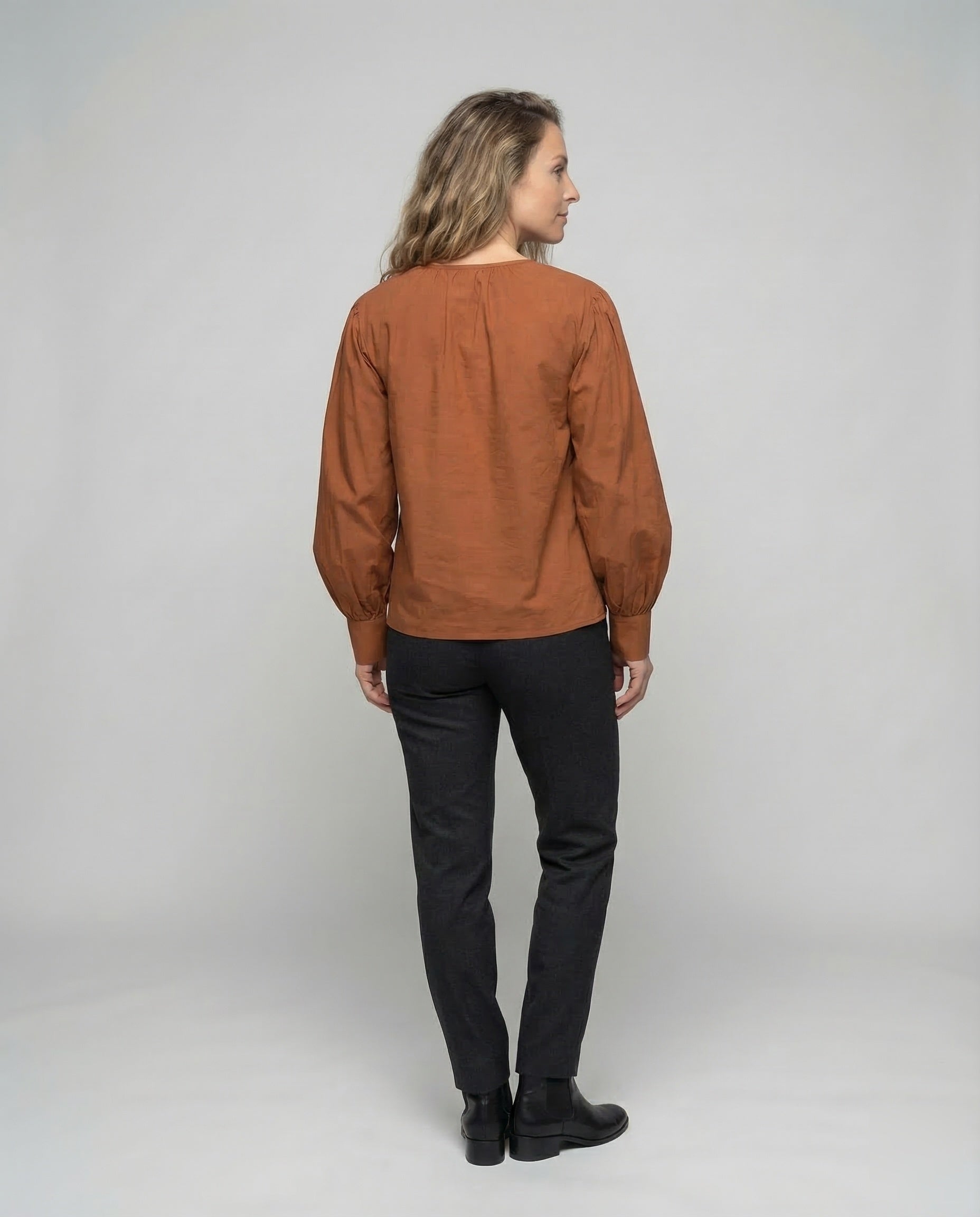 Product 15539123716426 - back_view