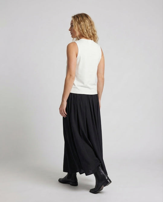 Product 15539132924234 - back_view