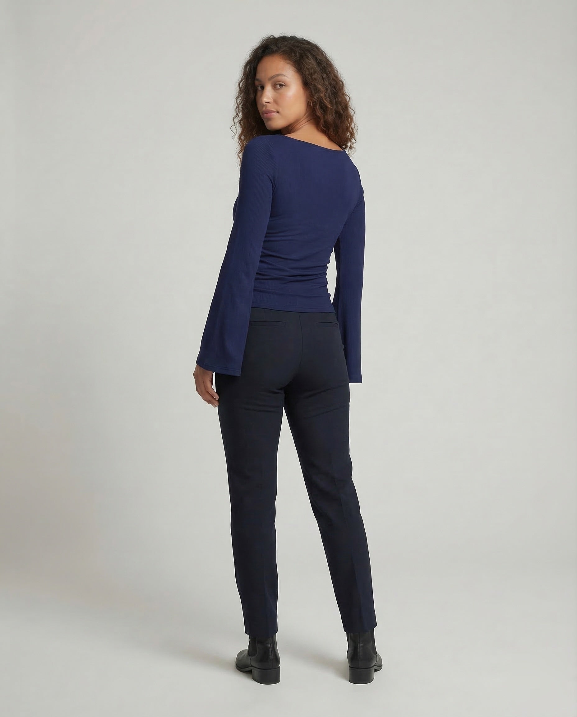Product 15540667711818 - back_view