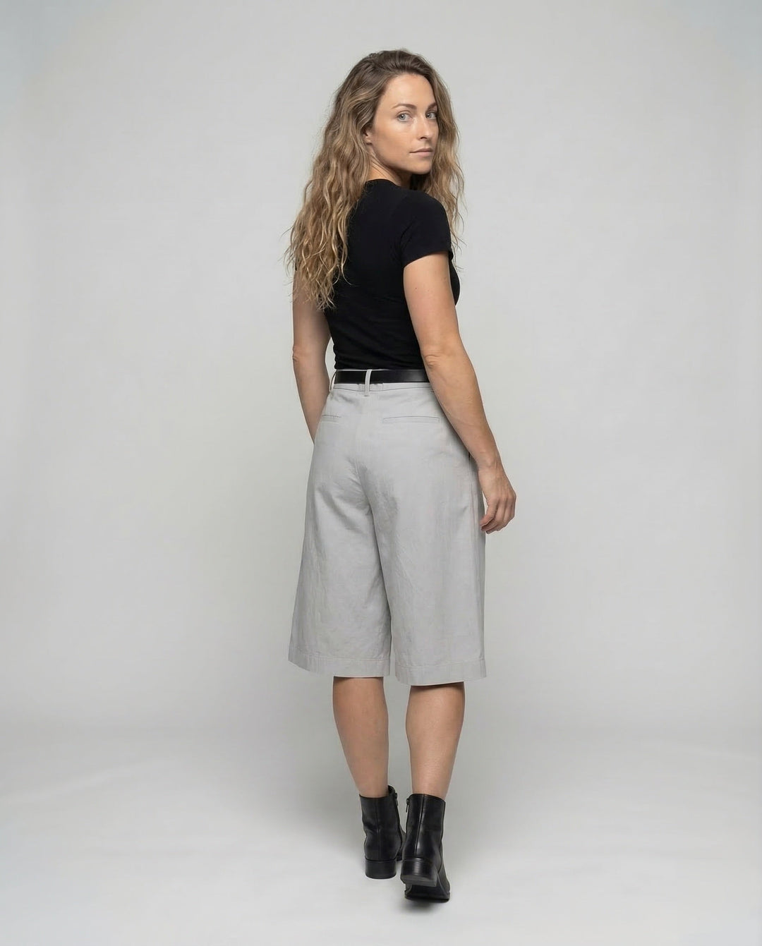 Product 15540687143242 - back_view