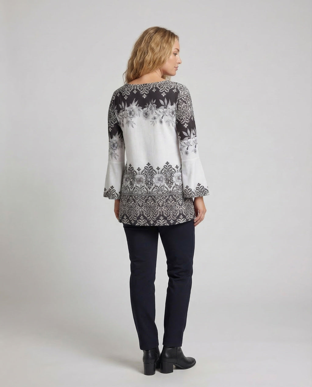 Product 15540692287818 - back_view