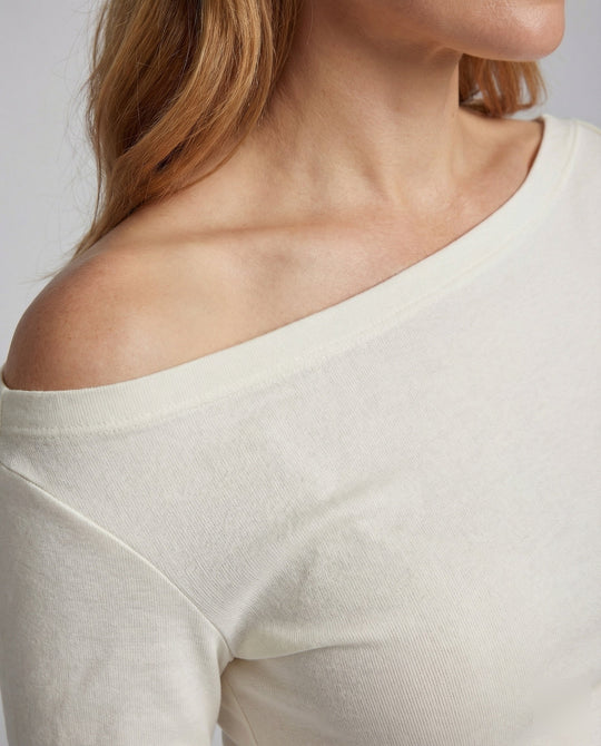 Product 15546807583050 - close_up_detail