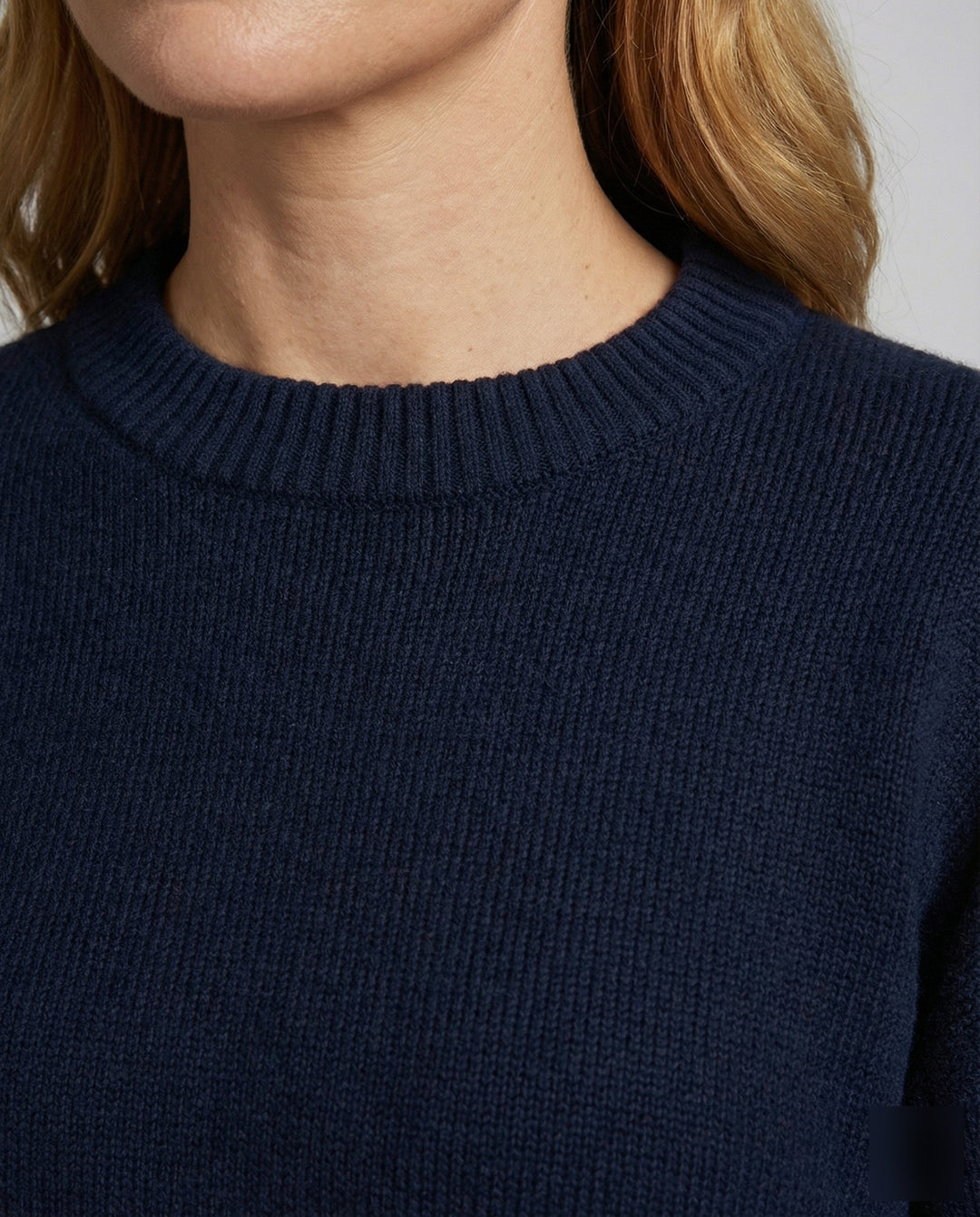 Product 15548907716938 - close_up_detail