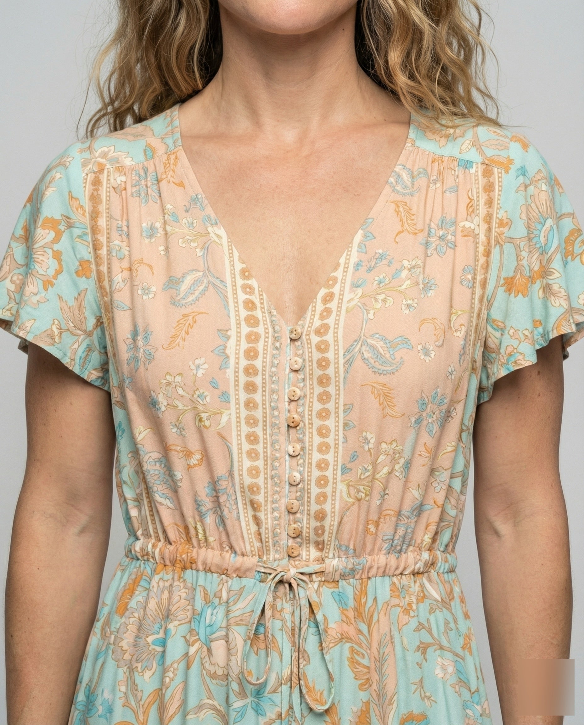 Product 15550414586186 - close_up_detail