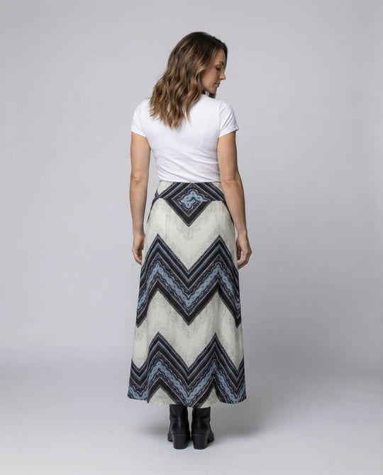 Product 15550436213066 - back_view