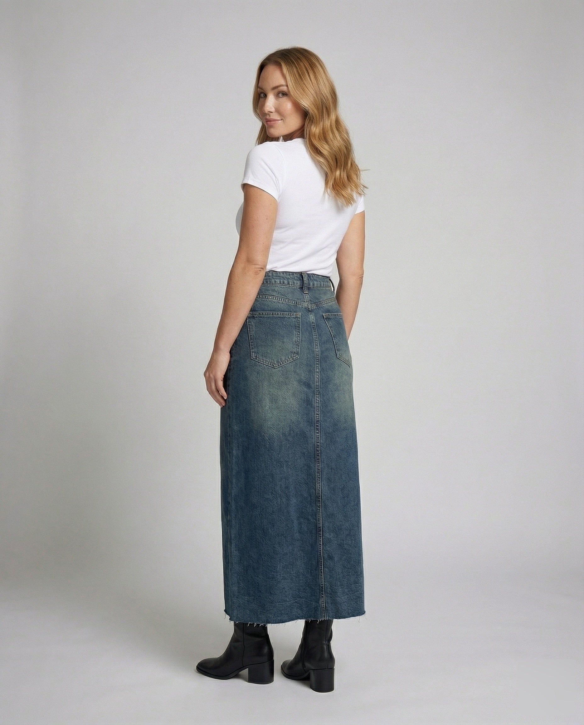Product 15552444072266 - back_view