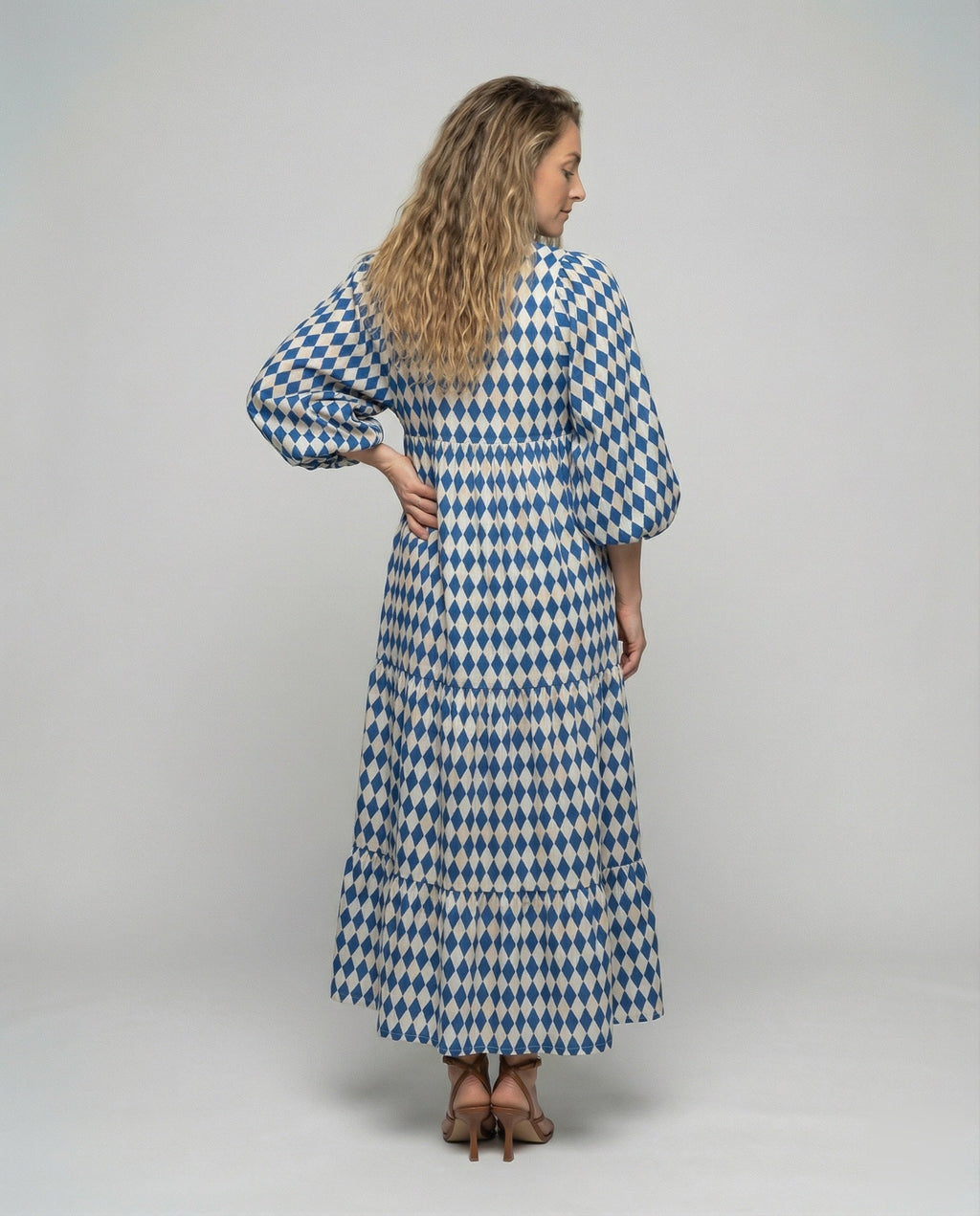 Product 15552451838282 - back_view