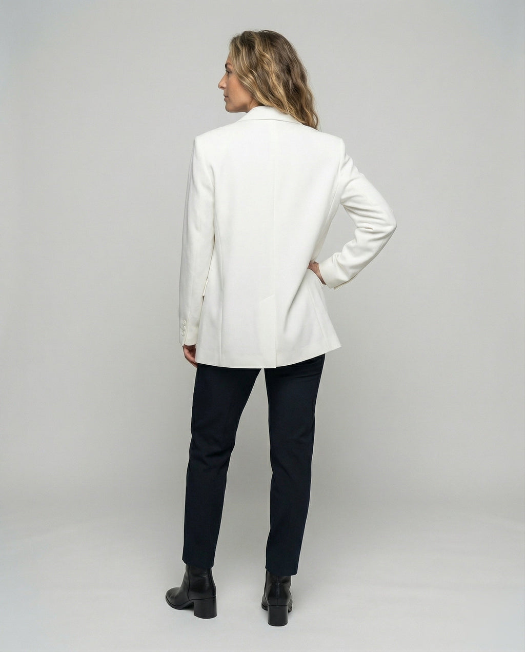 Product 15554233958730 - back_view