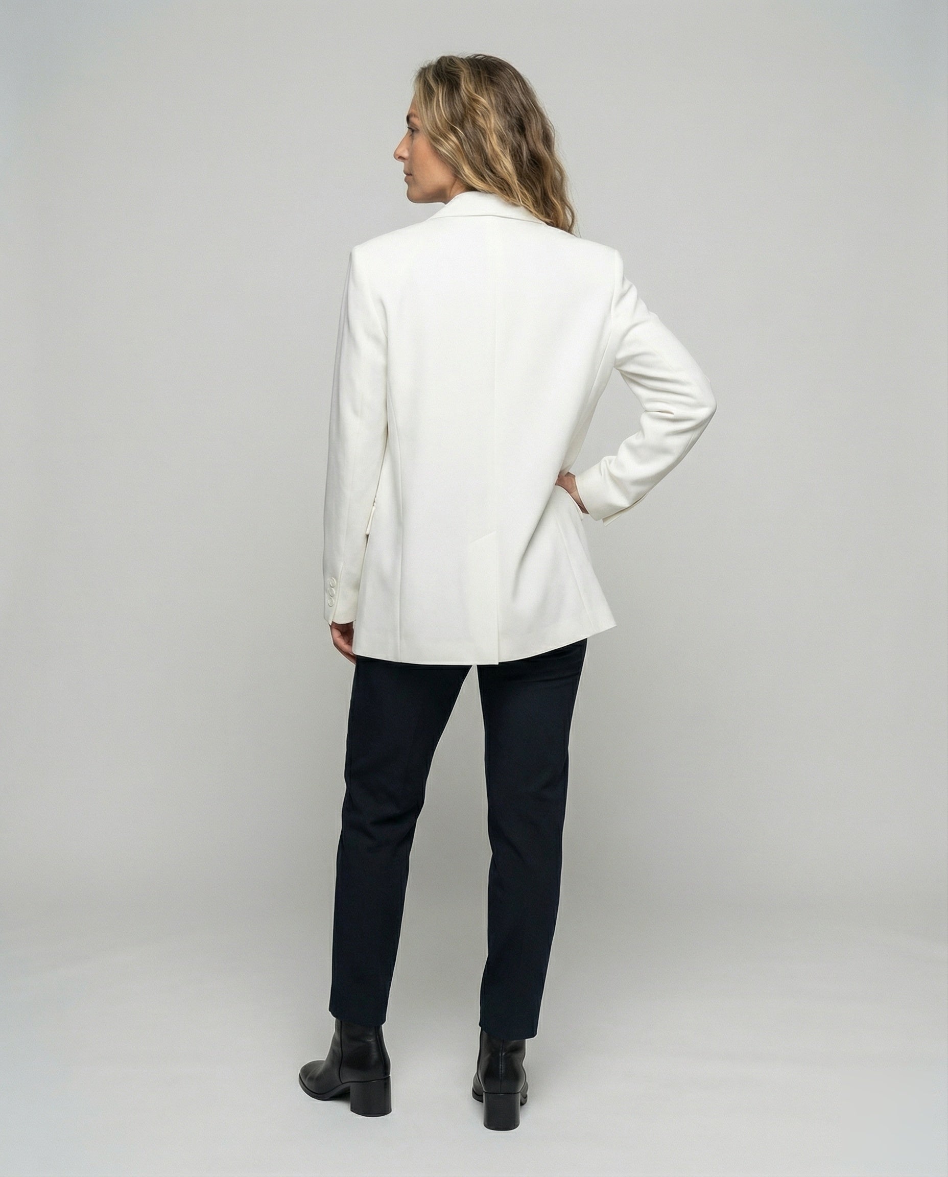 Product 15554233958730 - back_view