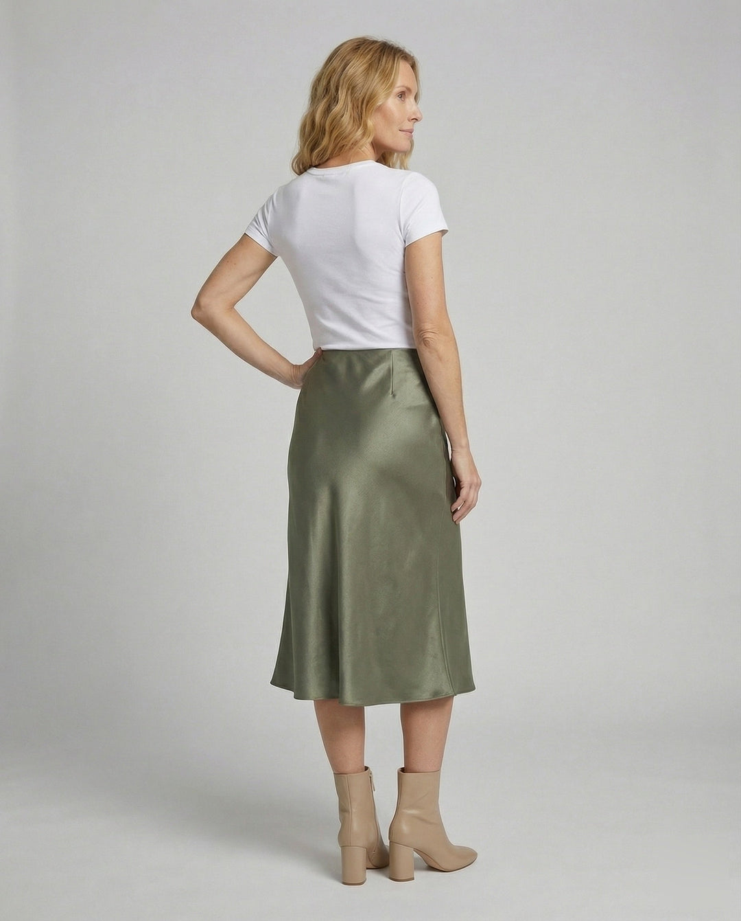 Product 15554257649994 - back_view