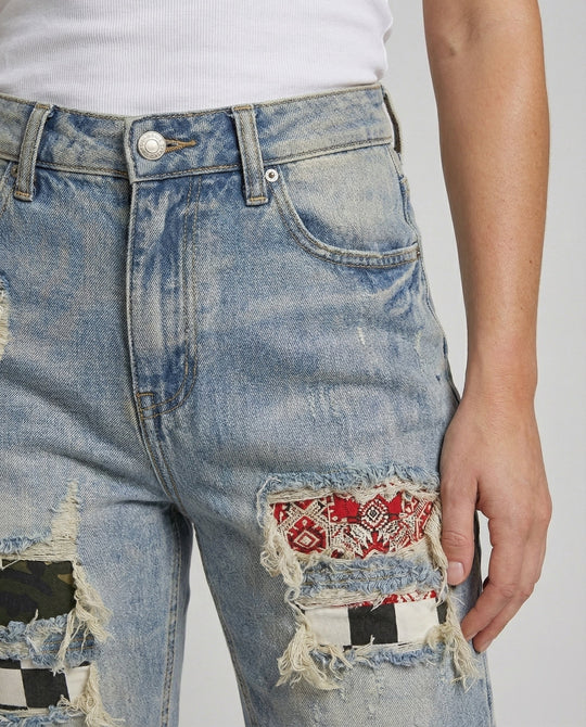 Product 15564332990794 - close_up_detail