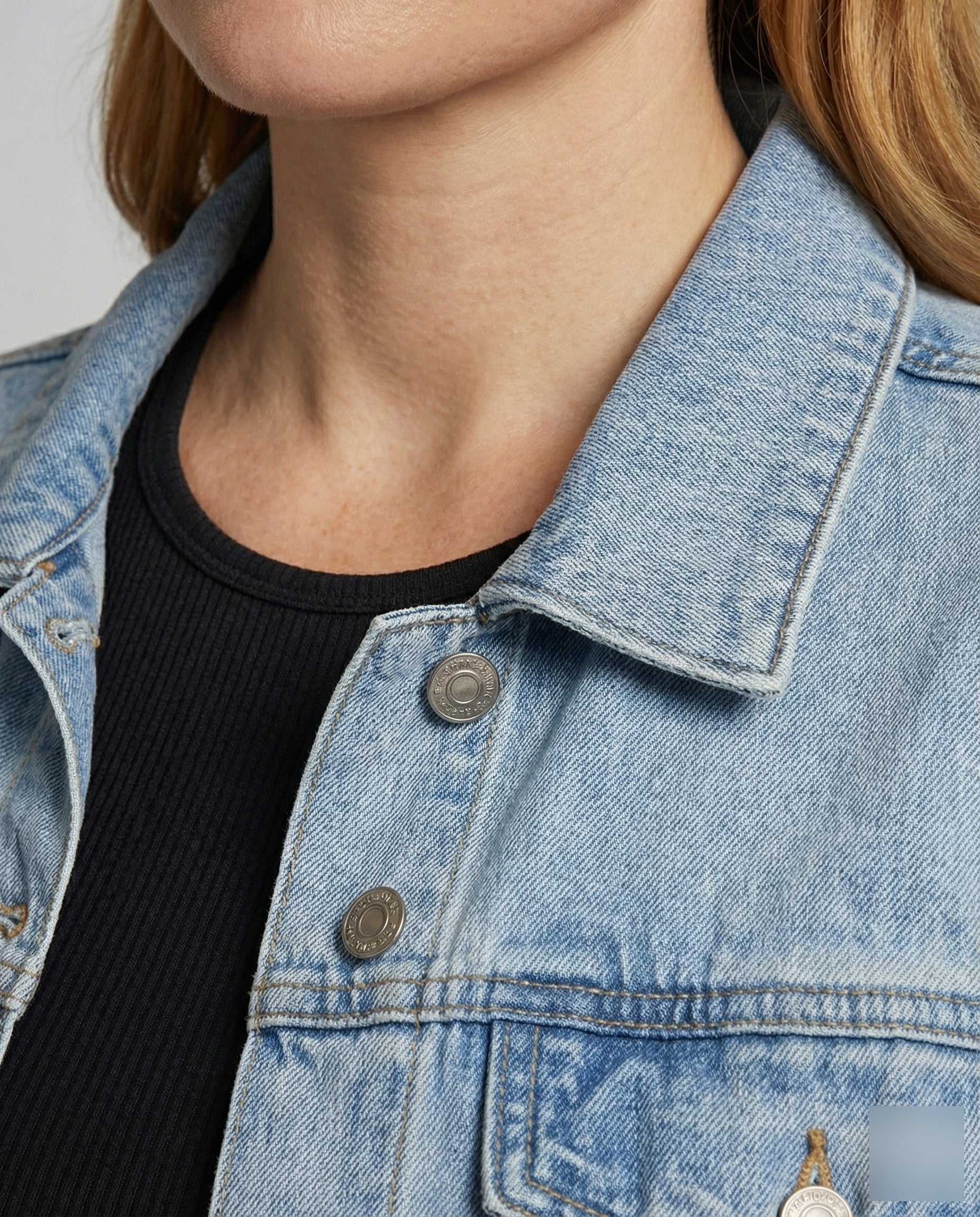 Product 15564342460746 - close_up_detail