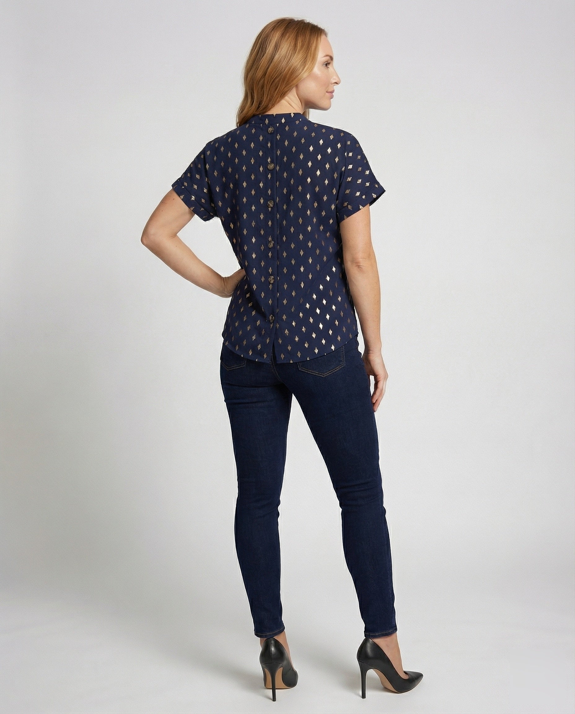 Product 15564344230218 - back_view
