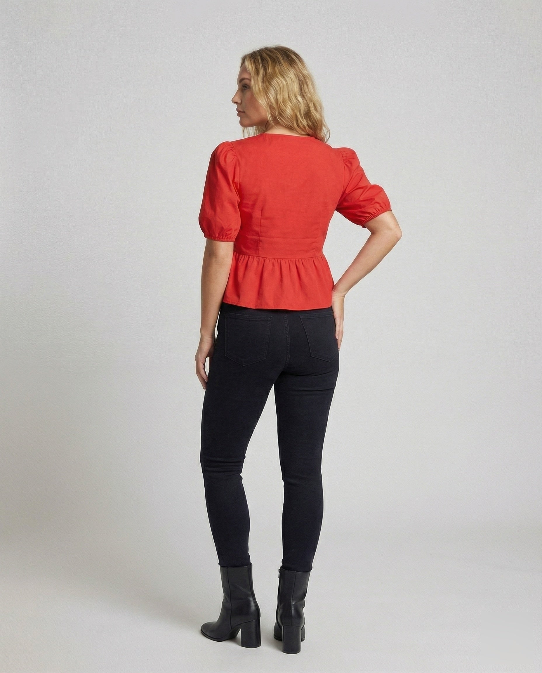 Product 15566673740106 - back_view