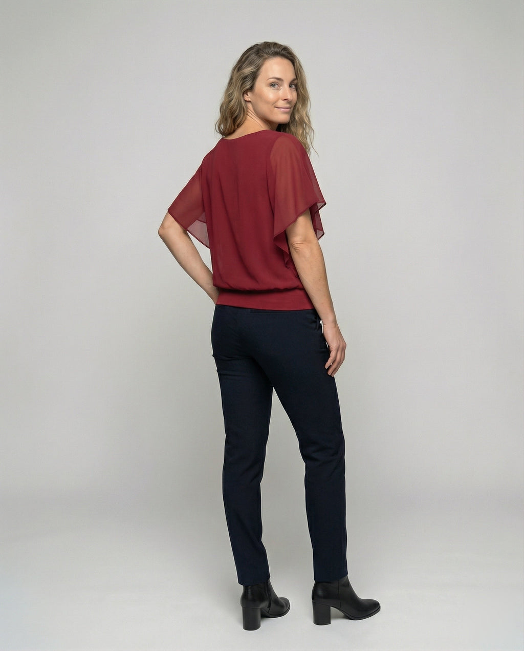 Product 15566742192458 - back_view