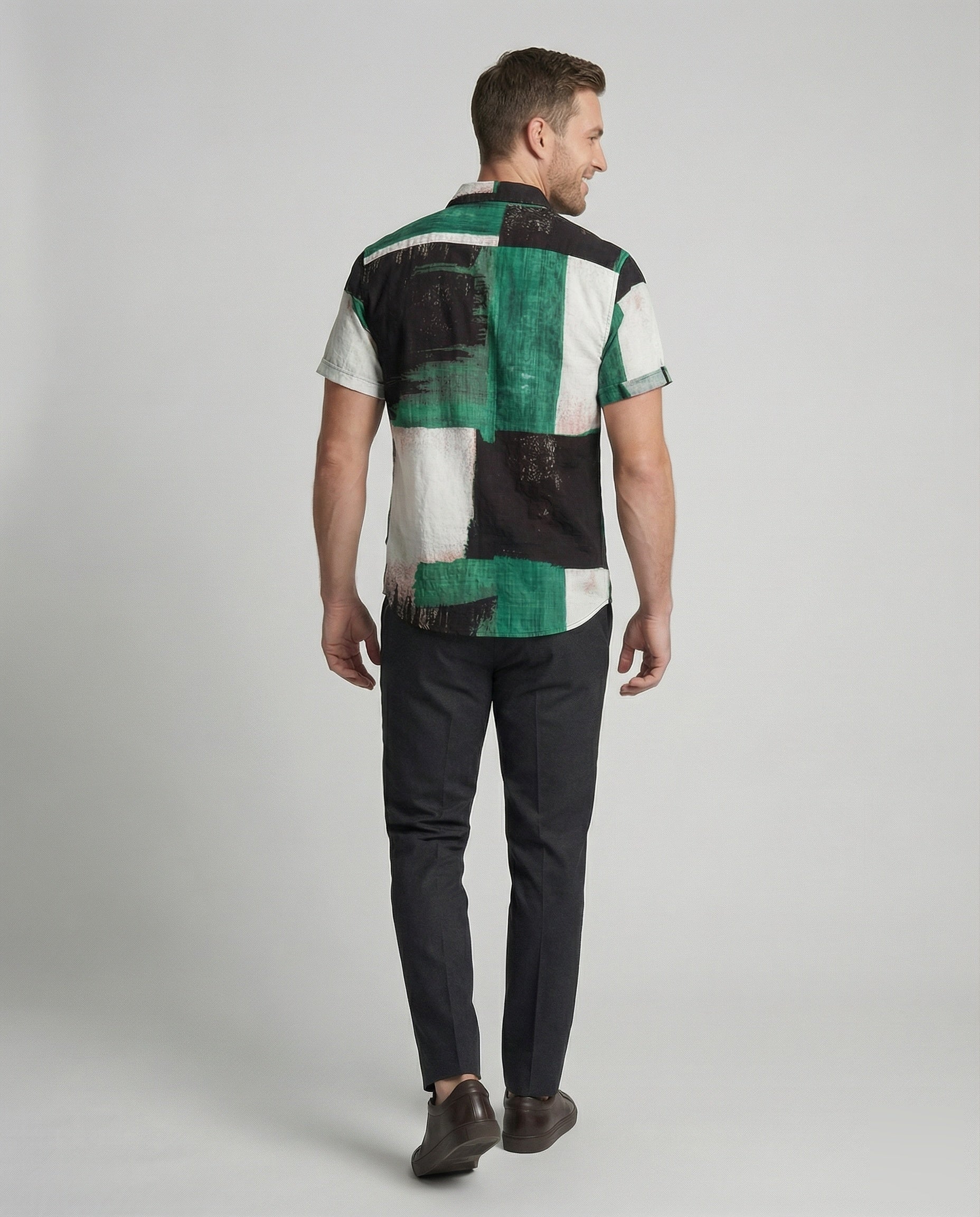 Product 15566745370954 - back_view
